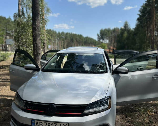 Серый Фольксваген Джетта, объемом двигателя 1.4 л и пробегом 189 тыс. км за 12100 $, фото 1 на Automoto.ua