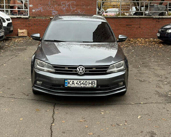 Серый Фольксваген Джетта, объемом двигателя 1.6 л и пробегом 213 тыс. км за 9700 $, фото 1 на Automoto.ua