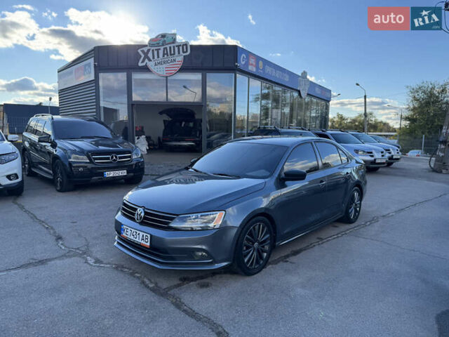 Фольксваген Джетта 2016 в Запорожье на Automoto.ua Серый Фольксваген Джетта, объемом двигателя 1.8 л и пробегом 210 тыс. км за 9999 $, фото 1 на Automoto.ua