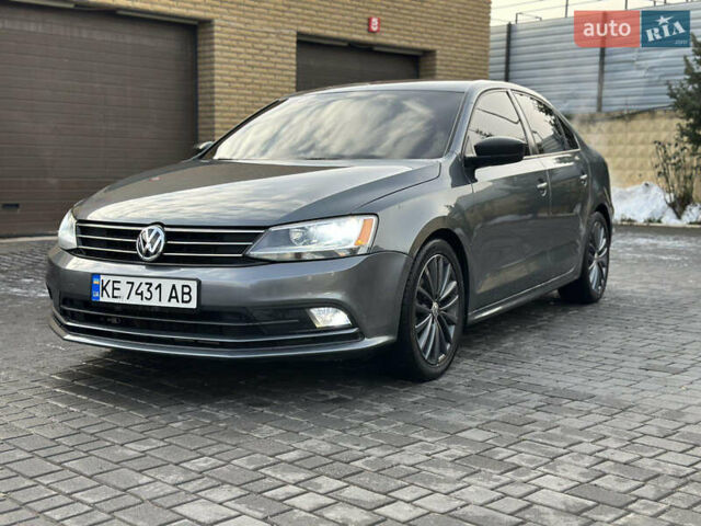 Серый Фольксваген Джетта, объемом двигателя 1.8 л и пробегом 220 тыс. км за 9300 $, фото 1 на Automoto.ua