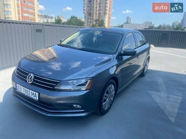 Сірий Фольксваген Джетта, об'ємом двигуна 1.4 л та пробігом 168 тис. км за 10700 $, фото 1 на Automoto.ua