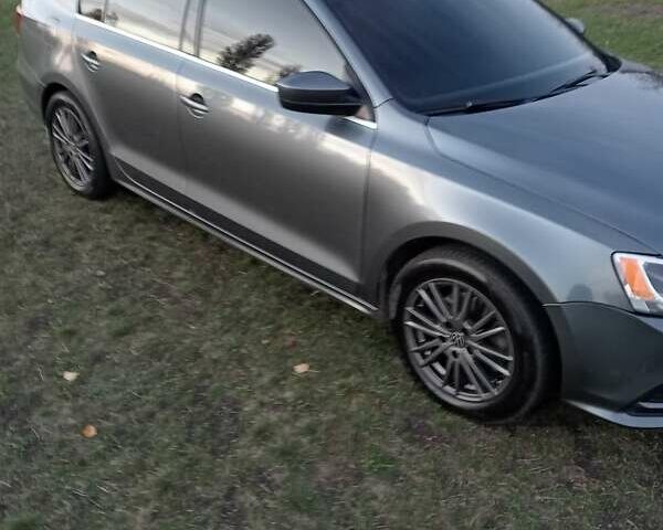 Сірий Фольксваген Джетта, об'ємом двигуна 1.4 л та пробігом 122 тис. км за 9500 $, фото 1 на Automoto.ua