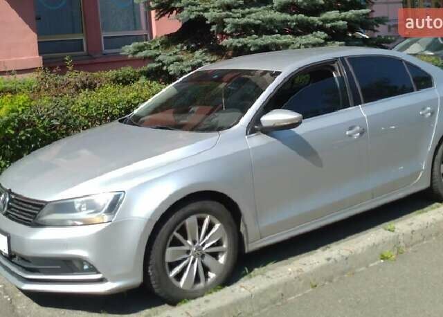 Сірий Фольксваген Джетта, об'ємом двигуна 1.6 л та пробігом 140 тис. км за 13800 $, фото 1 на Automoto.ua