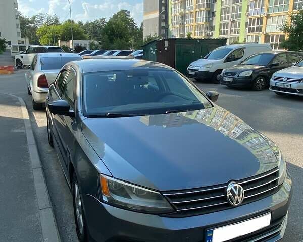 Серый Фольксваген Джетта, объемом двигателя 1.4 л и пробегом 172 тыс. км за 9490 $, фото 1 на Automoto.ua