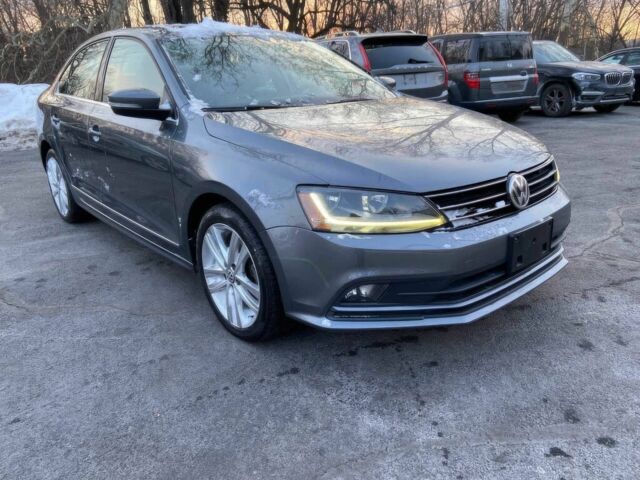 Серый Фольксваген Джетта, объемом двигателя 1.8 л и пробегом 68 тыс. км за 3500 $, фото 1 на Automoto.ua