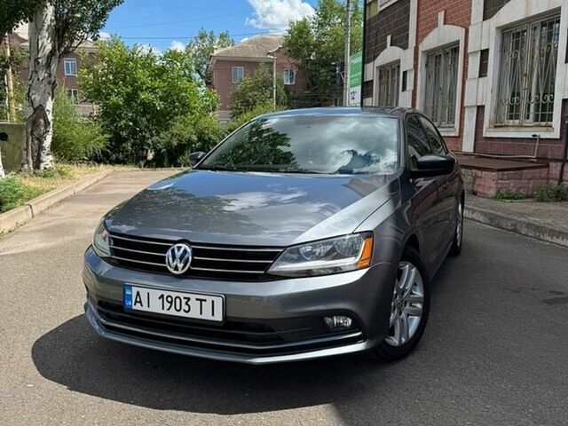 Сірий Фольксваген Джетта, об'ємом двигуна 1.8 л та пробігом 121 тис. км за 11800 $, фото 1 на Automoto.ua