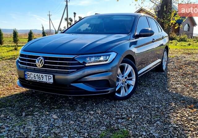 Серый Фольксваген Джетта, объемом двигателя 1.4 л и пробегом 67 тыс. км за 14000 $, фото 1 на Automoto.ua