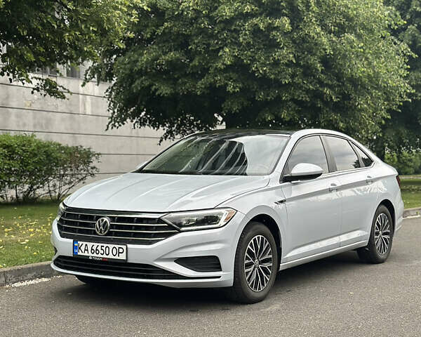 Серый Фольксваген Джетта, объемом двигателя 1.4 л и пробегом 87 тыс. км за 16100 $, фото 1 на Automoto.ua