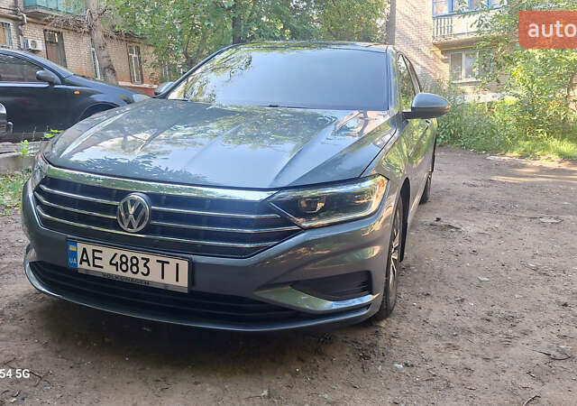 Сірий Фольксваген Джетта, об'ємом двигуна 1.4 л та пробігом 138 тис. км за 18100 $, фото 1 на Automoto.ua