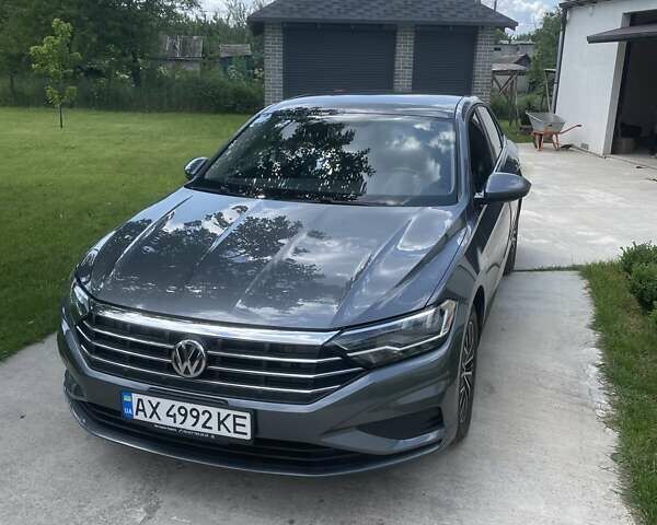 Сірий Фольксваген Джетта, об'ємом двигуна 1.4 л та пробігом 103 тис. км за 14800 $, фото 1 на Automoto.ua