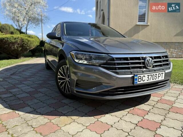 Серый Фольксваген Джетта, объемом двигателя 1.4 л и пробегом 115 тыс. км за 16600 $, фото 1 на Automoto.ua