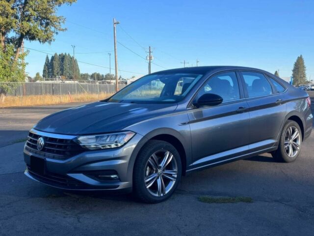 Серый Фольксваген Джетта, объемом двигателя 1.4 л и пробегом 49 тыс. км за 8000 $, фото 1 на Automoto.ua