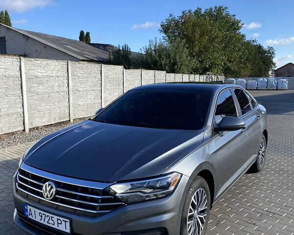 Серый Фольксваген Джетта, объемом двигателя 1.4 л и пробегом 140 тыс. км за 14900 $, фото 1 на Automoto.ua