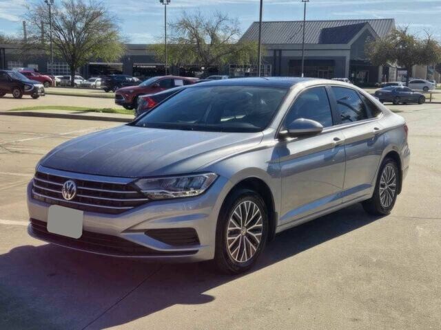 Сірий Фольксваген Джетта, об'ємом двигуна 1.4 л та пробігом 25 тис. км за 3300 $, фото 1 на Automoto.ua