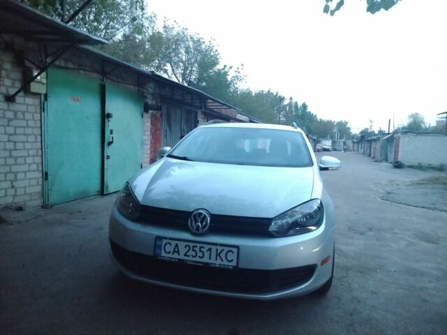 Серый Фольксваген Джетта, объемом двигателя 2.5 л и пробегом 330 тыс. км за 7500 $, фото 1 на Automoto.ua