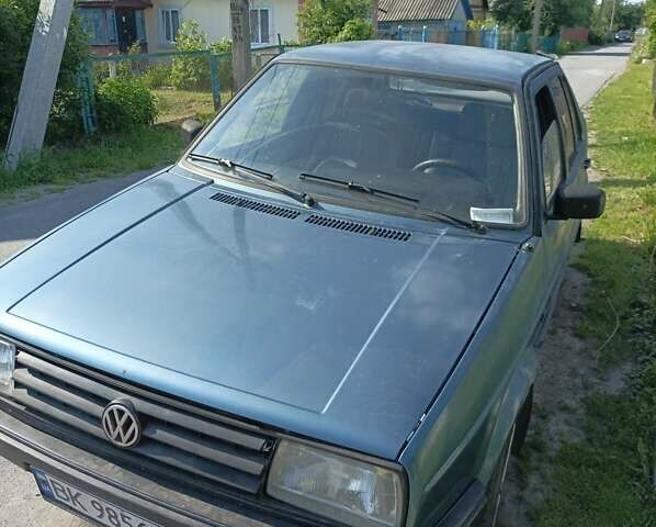 Синий Фольксваген Джетта, объемом двигателя 1.8 л и пробегом 200 тыс. км за 800 $, фото 1 на Automoto.ua