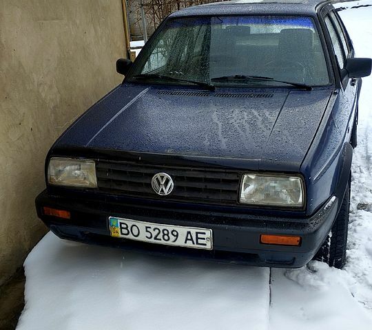 Синий Фольксваген Джетта, объемом двигателя 1.3 л и пробегом 258 тыс. км за 1000 $, фото 1 на Automoto.ua