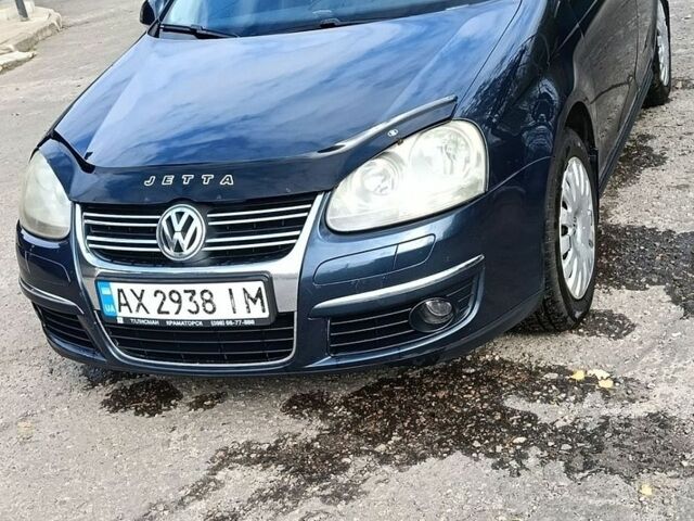 Синій Фольксваген Джетта, об'ємом двигуна 1.6 л та пробігом 208 тис. км за 5400 $, фото 1 на Automoto.ua