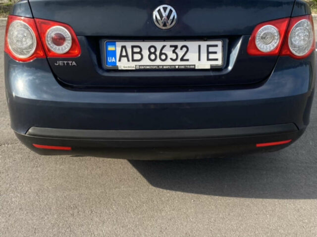 Синій Фольксваген Джетта, об'ємом двигуна 1.6 л та пробігом 229 тис. км за 7300 $, фото 1 на Automoto.ua