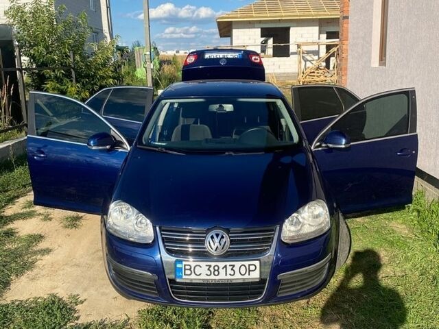 Синій Фольксваген Джетта, об'ємом двигуна 1.97 л та пробігом 283 тис. км за 5500 $, фото 1 на Automoto.ua