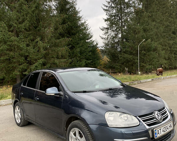 Синій Фольксваген Джетта, об'ємом двигуна 1.6 л та пробігом 250 тис. км за 6800 $, фото 1 на Automoto.ua