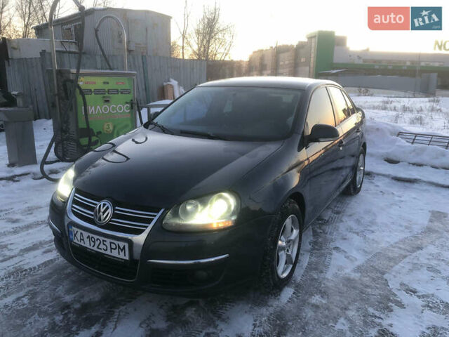 Синий Фольксваген Джетта, объемом двигателя 1.6 л и пробегом 311 тыс. км за 5800 $, фото 1 на Automoto.ua