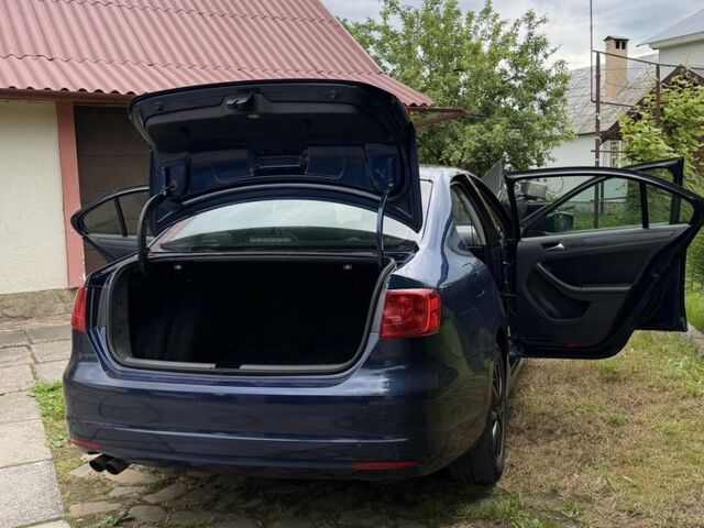 Синій Фольксваген Джетта, об'ємом двигуна 2.5 л та пробігом 349 тис. км за 7400 $, фото 1 на Automoto.ua