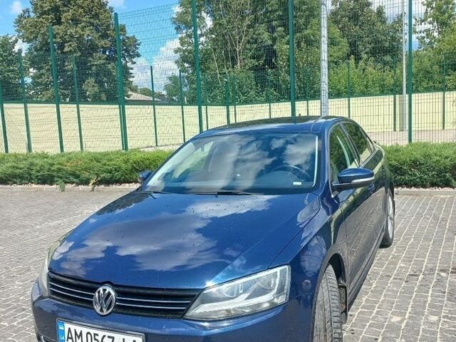 Синій Фольксваген Джетта, об'ємом двигуна 2.5 л та пробігом 280 тис. км за 7900 $, фото 1 на Automoto.ua