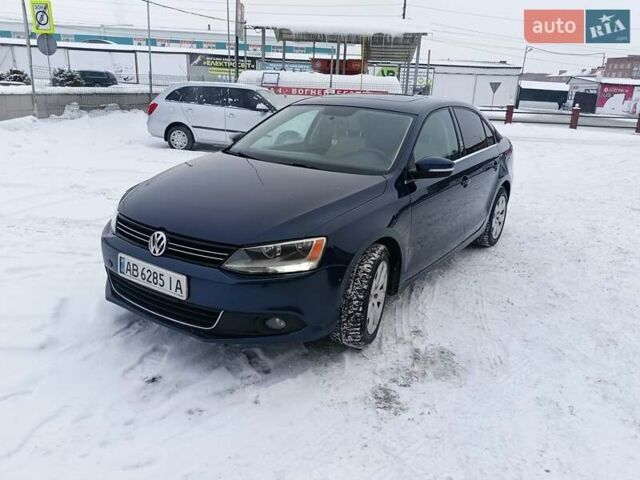 Синий Фольксваген Джетта, объемом двигателя 2.5 л и пробегом 238 тыс. км за 8200 $, фото 1 на Automoto.ua