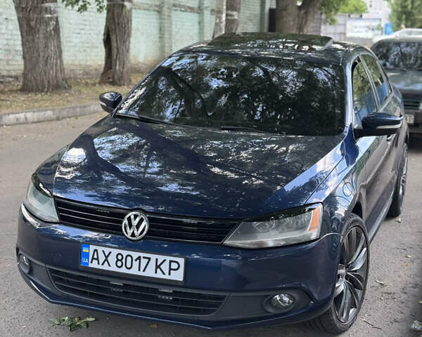Синий Фольксваген Джетта, объемом двигателя 2.5 л и пробегом 176 тыс. км за 9000 $, фото 1 на Automoto.ua