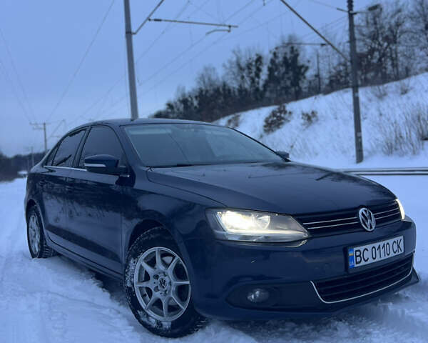 Синий Фольксваген Джетта, объемом двигателя 2.47 л и пробегом 187 тыс. км за 10400 $, фото 1 на Automoto.ua