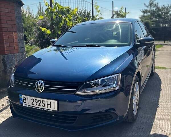 Синий Фольксваген Джетта, объемом двигателя 2.5 л и пробегом 211 тыс. км за 9200 $, фото 1 на Automoto.ua