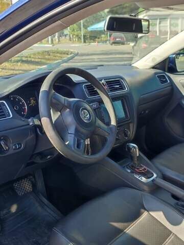 Синий Фольксваген Джетта, объемом двигателя 0 л и пробегом 201 тыс. км за 8800 $, фото 1 на Automoto.ua