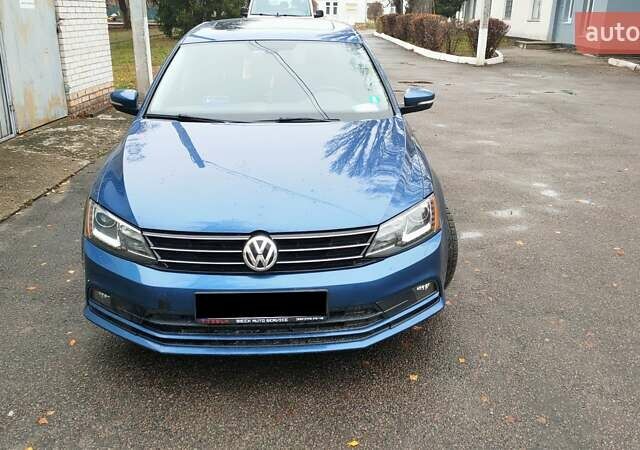 Синий Фольксваген Джетта, объемом двигателя 1.8 л и пробегом 154 тыс. км за 10000 $, фото 1 на Automoto.ua