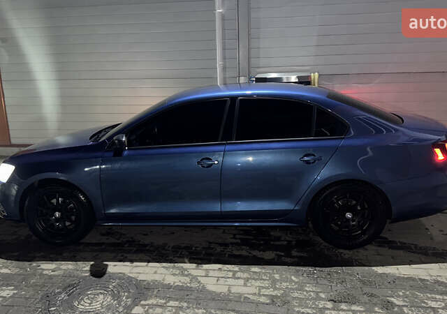 Синий Фольксваген Джетта, объемом двигателя 1.4 л и пробегом 210 тыс. км за 10500 $, фото 1 на Automoto.ua