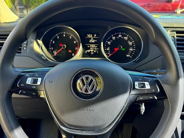 Синий Фольксваген Джетта, объемом двигателя 1.4 л и пробегом 135 тыс. км за 9300 $, фото 1 на Automoto.ua