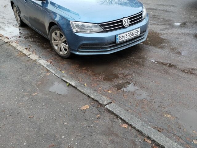Фольксваген Джетта 2017 в Ромнах на Automoto.ua Синий Фольксваген Джетта, объемом двигателя 1.4 л и пробегом 120 тыс. км за 10000 $, фото 1 на Automoto.ua