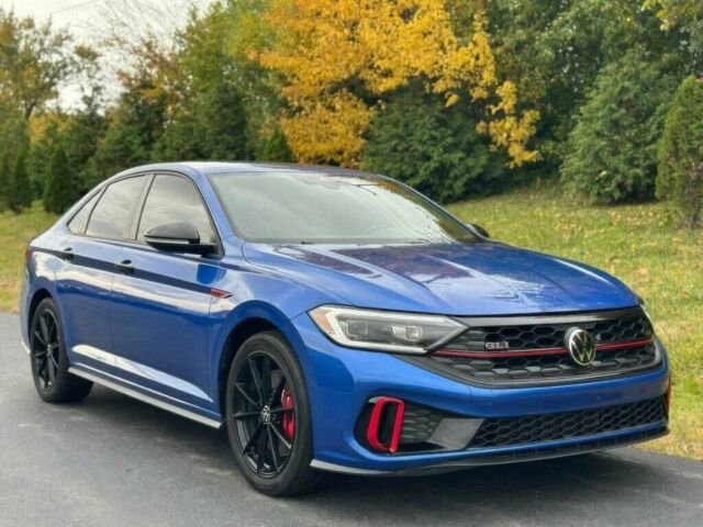 Синій Фольксваген Джетта, об'ємом двигуна 2 л та пробігом 27 тис. км за 13200 $, фото 1 на Automoto.ua