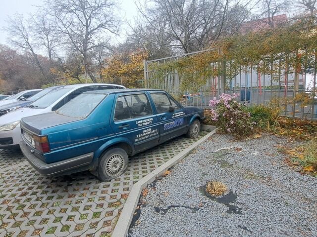 Зеленый Фольксваген Джетта, объемом двигателя 1.8 л и пробегом 350 тыс. км за 500 $, фото 1 на Automoto.ua