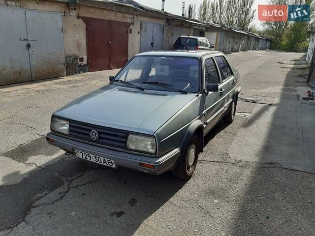 Зеленый Фольксваген Джетта, объемом двигателя 1.3 л и пробегом 400 тыс. км за 1800 $, фото 1 на Automoto.ua