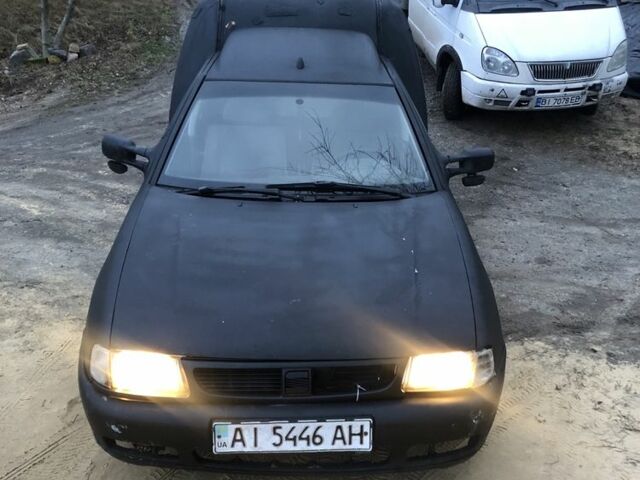 Черный Фольксваген Кафер, объемом двигателя 1.9 л и пробегом 50 тыс. км за 1300 $, фото 1 на Automoto.ua