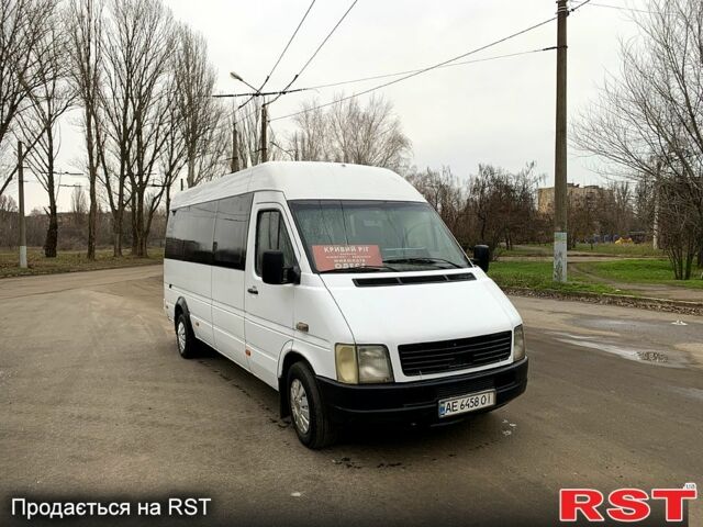 Білий Фольксваген ЛТ, об'ємом двигуна 2.5 л та пробігом 0 тис. км за 9000 $, фото 1 на Automoto.ua