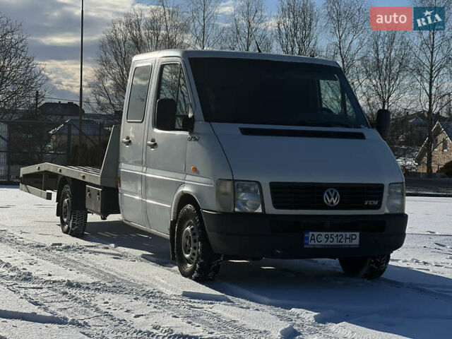 Белый Фольксваген ЛТ, объемом двигателя 2.46 л и пробегом 653 тыс. км за 11500 $, фото 1 на Automoto.ua