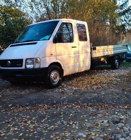 Белый Фольксваген ЛТ, объемом двигателя 2.5 л и пробегом 500 тыс. км за 8300 $, фото 1 на Automoto.ua