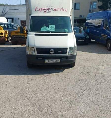 Белый Фольксваген ЛТ, объемом двигателя 2.8 л и пробегом 500 тыс. км за 8800 $, фото 1 на Automoto.ua