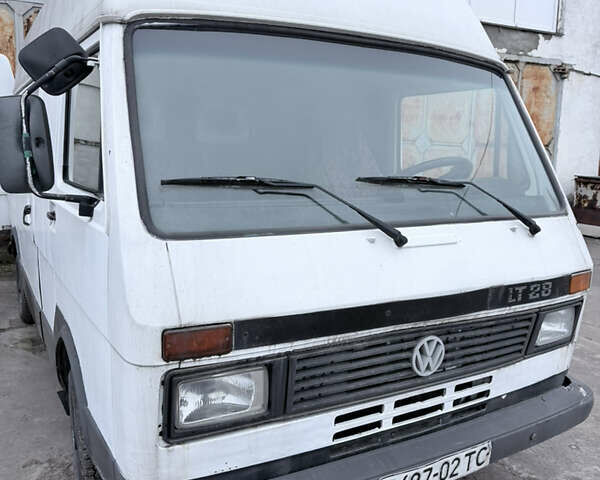 Білий Фольксваген ЛТ, об'ємом двигуна 2.5 л та пробігом 545 тис. км за 2400 $, фото 1 на Automoto.ua