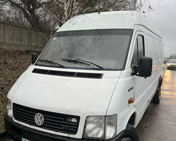 Білий Фольксваген ЛТ, об'ємом двигуна 2.8 л та пробігом 600 тис. км за 6000 $, фото 1 на Automoto.ua