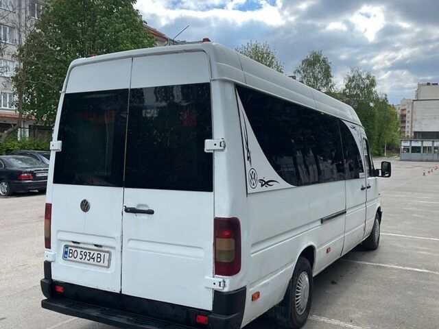 Білий Фольксваген ЛТ, об'ємом двигуна 2.46 л та пробігом 300 тис. км за 5000 $, фото 1 на Automoto.ua