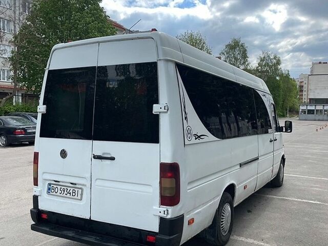 Білий Фольксваген ЛТ, об'ємом двигуна 2.46 л та пробігом 300 тис. км за 5000 $, фото 1 на Automoto.ua