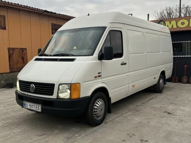 Белый Фольксваген ЛТ, объемом двигателя 2.5 л и пробегом 800 тыс. км за 7500 $, фото 1 на Automoto.ua